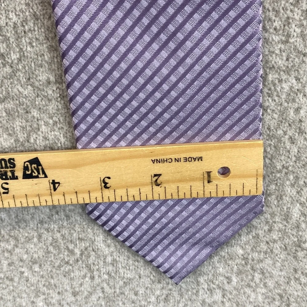 Sean John silk tie lavender geometric print business professional formal
